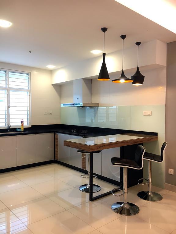 Shamrock Boutique Villa - Stay For 12 Person Batu Ferringhi Exterior photo
